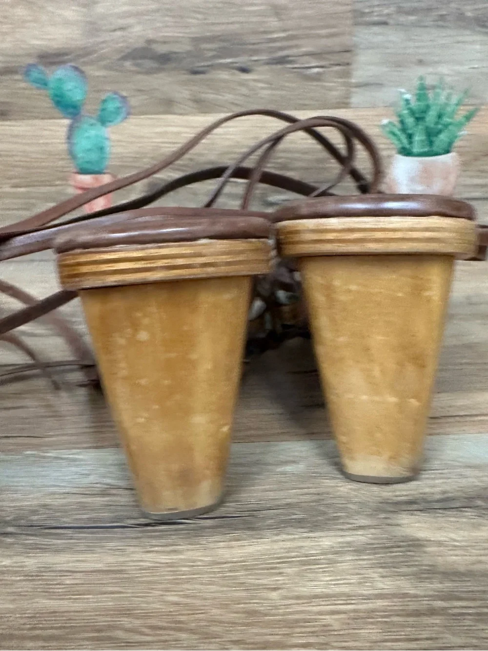 Vintage 90s Sunflowers wooden block heel sandals lace up women’s size 6